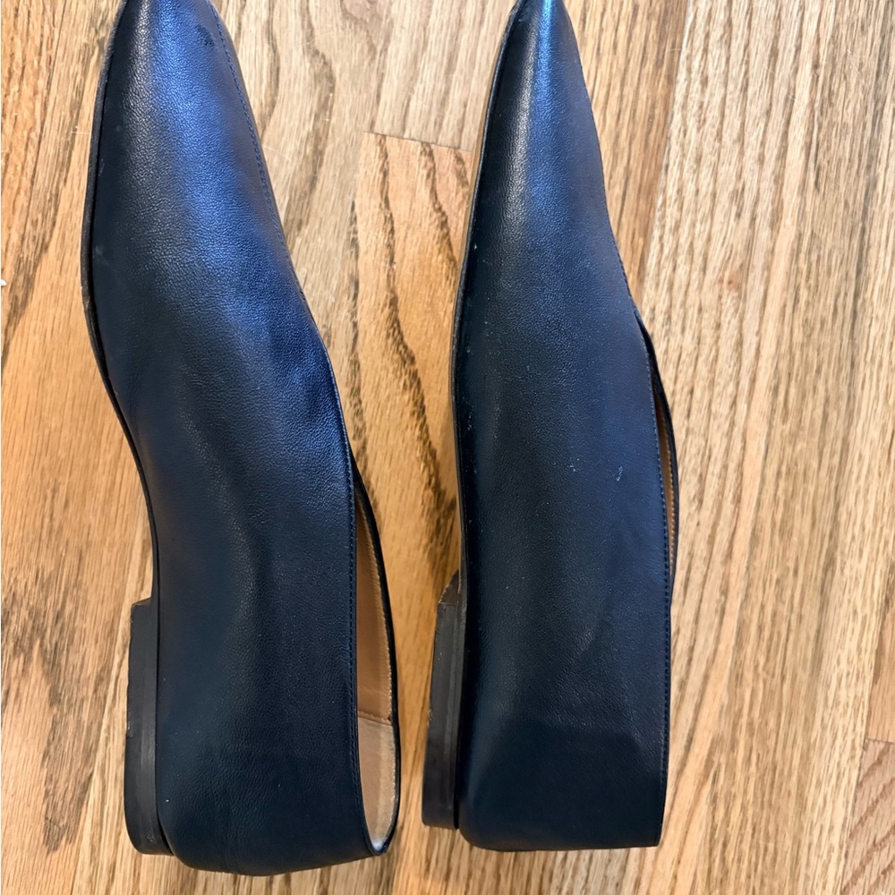 Mansur Gavriel Black Leather Soft V Flat - Picture 3 of 4